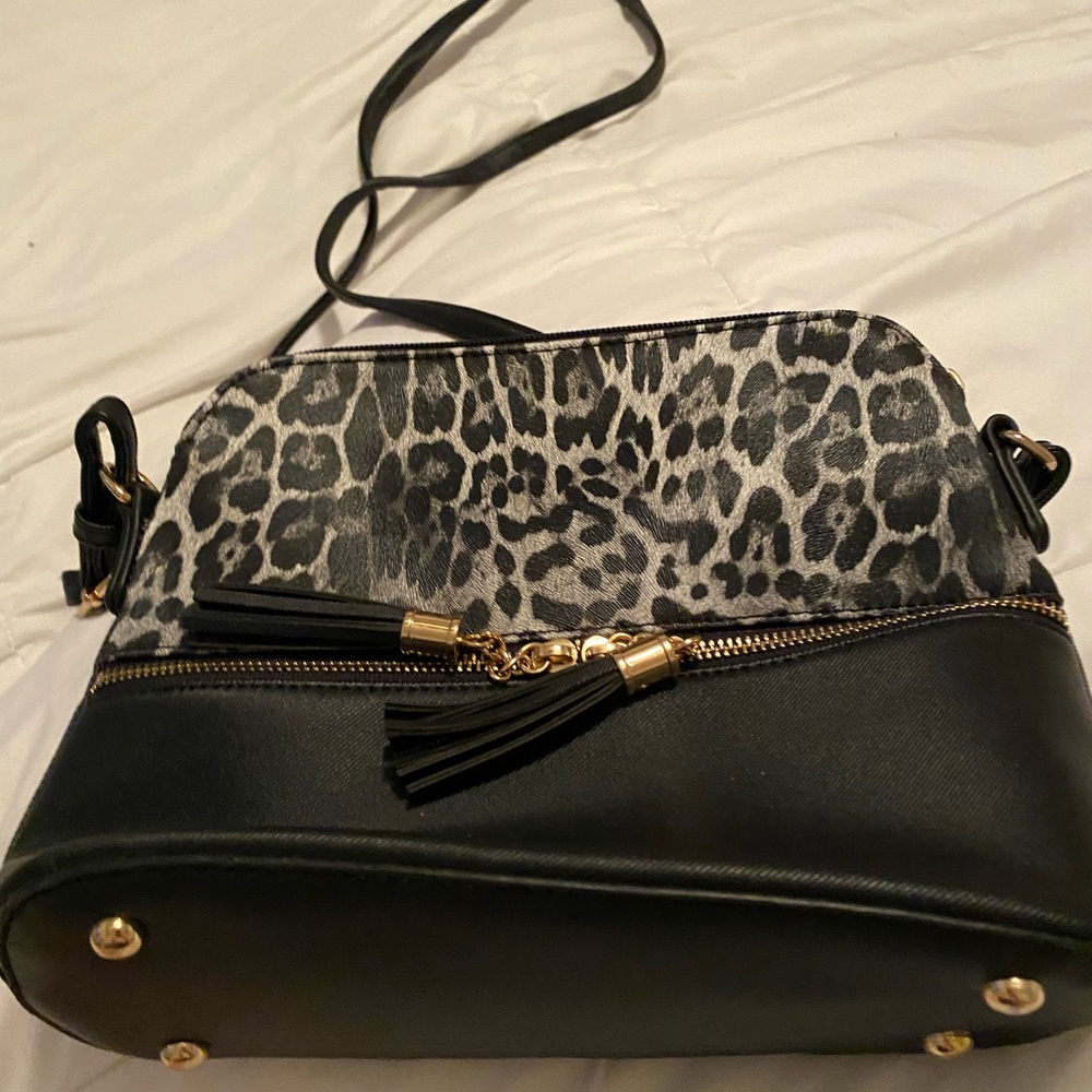 Stylish Black and Leopard Print Women's Bag